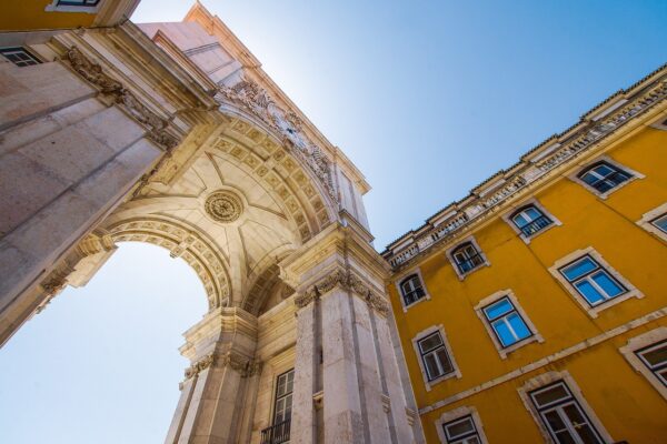 Portugal Intensifica Controle Migratório Esta imagem mostra Portugal, Lisboa