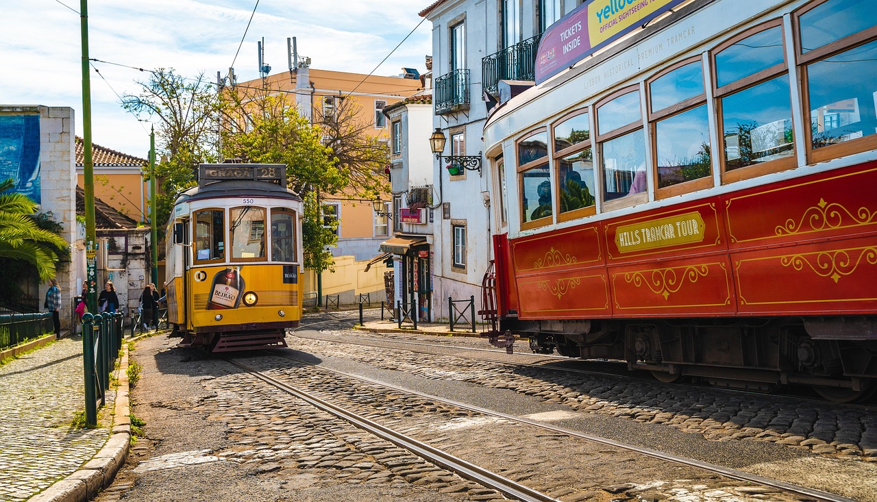 Um transporte usado para conhecer portugal e as grandes cidades.