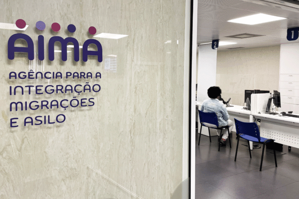 Renovação de Autorizações de Residência