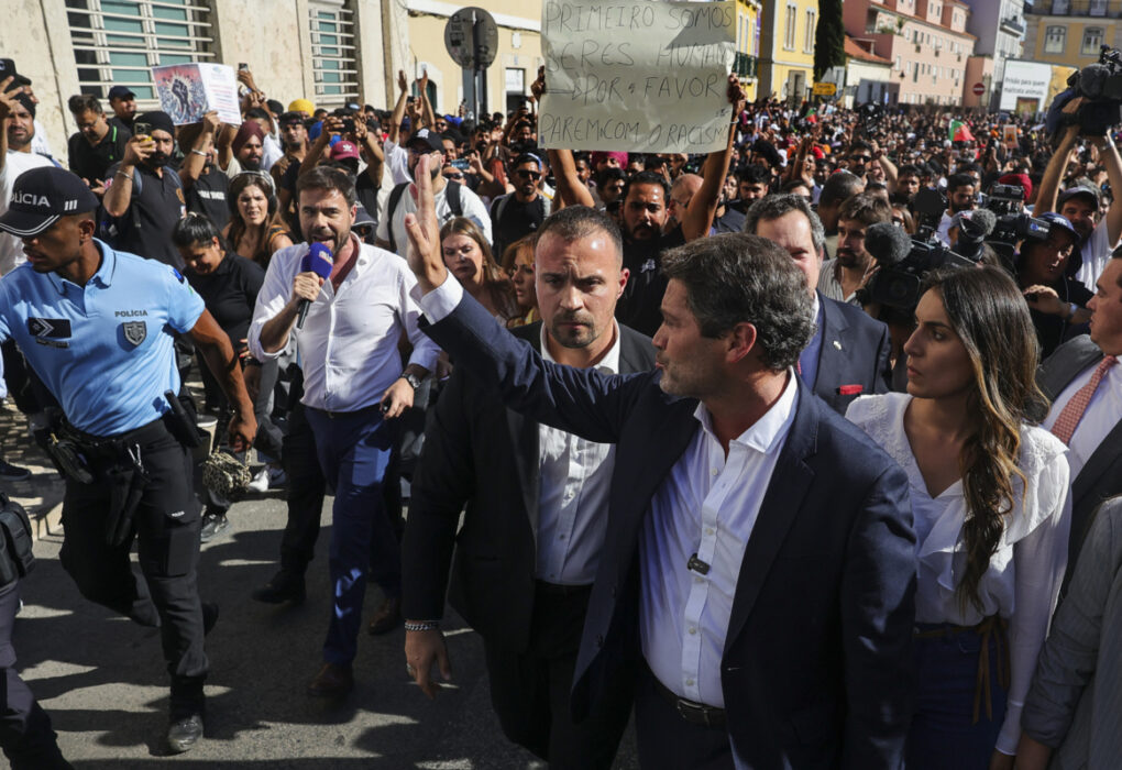 Confronto entre André Ventura e Manifestantes Imigrantes,
